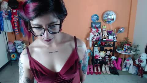 Miss Mia online show from 12/29/24, 04:19