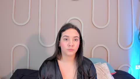 Mia  online show from 06/22/26, 12:02