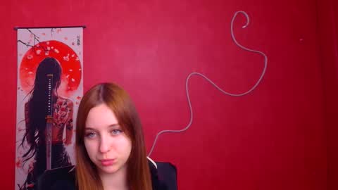 Snapshot of missmiamiss chatting on 12/22/25, 10:18 Mia online show from 12/22/25, 10:18