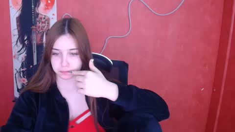Snapshot of missmiamiss chatting on 01/14/26, 12:22 Mia online show from 01/14/26, 12:22
