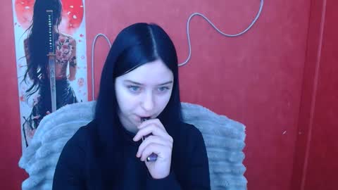 Snapshot of missmiamiss chatting on 02/23/26, 12:35 Mia online show from 02/23/26, 12:35
