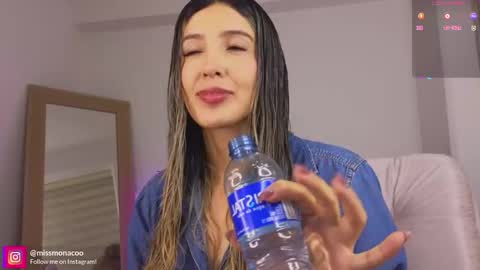 Snapshot of missmonaco chatting on 11/16/25, 10:15 Emma Rivera online show from 11/16/25, 10:15