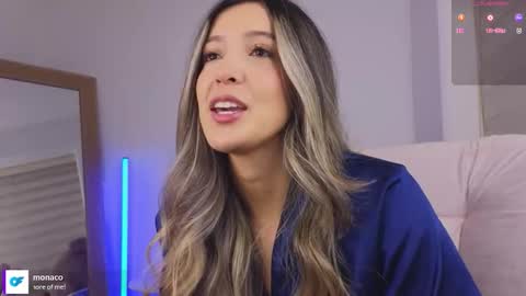 Snapshot of missmonaco chatting on 11/30/25, 01:42 Emma Rivera online show from 11/30/25, 01:42