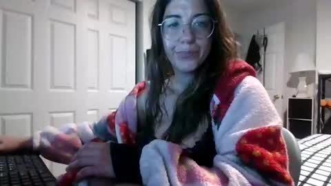 MissMona online show from 06/11/26, 10:24