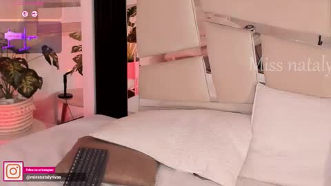 Snapshot of missnataly_ chatting on 02/20/26, 06:26 Nataly Rivas online show from 02/20/26, 06:26