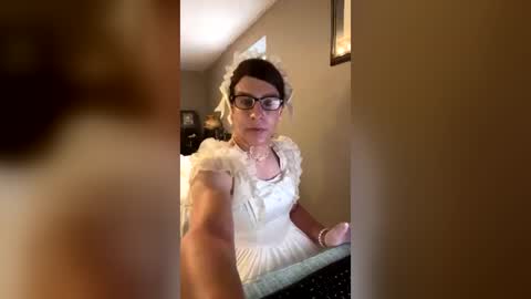 Nicole Smith online show from 07/18/26, 09:40