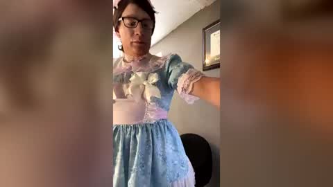 Nicole Smith online show from 07/19/26, 10:13