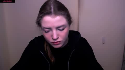 Olivia online show from 02/22/25, 09:01