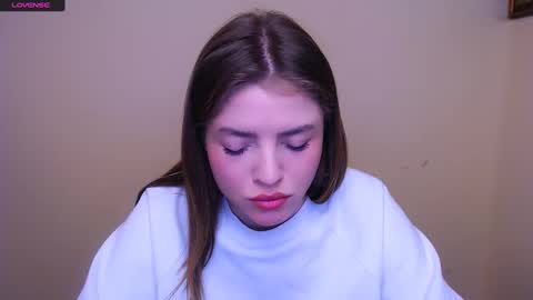 Olivia online show from 02/25/25, 11:08