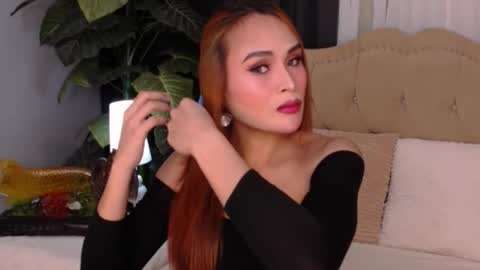 missoliviaontop online show from 04/12/26, 04:34