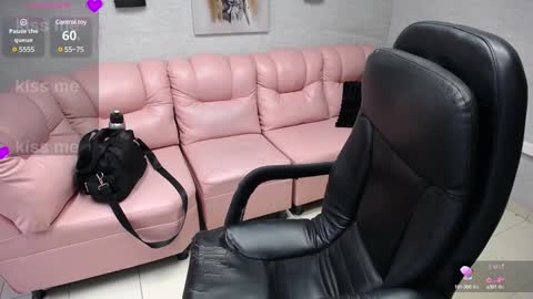 Penelope online show from 01/27/25, 11:54