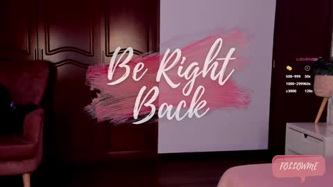 Emma Prada online show from 09/18/25, 11:45