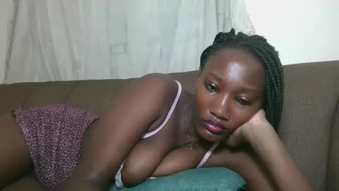 pretty gal online show from 10/22/25, 05:08