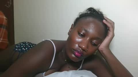 pretty gal online show from 12/04/25, 10:07