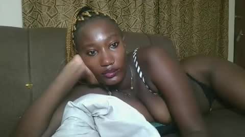 Snapshot of missprettygal chatting on 03/11/26, 06:47 pretty gal online show from 03/11/26, 06:47