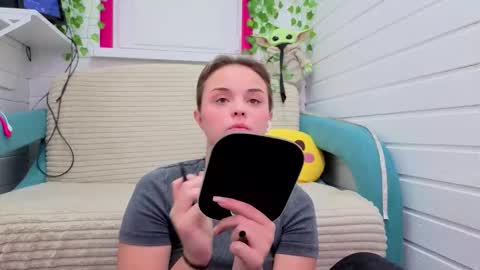 . online show from 11/09/25, 06:01