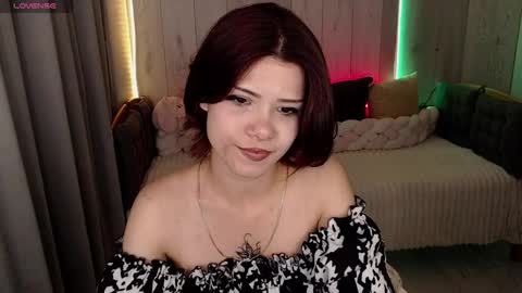 Snapshot of misssfoxyy chatting on 05/25/26, 06:41 Miss Mila online show from 05/25/26, 06:41
