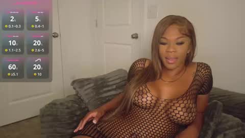 MissSiennaLuxe online show from 05/10/26, 06:40