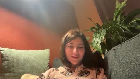 Snapshot of misssquirrtel chatting on 09/28/25, 07:30 misssquirrtel online show from 09/28/25, 07:30