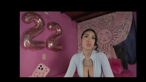 missstarmoon online show from 09/15/25, 10:32