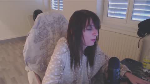 missthon online show from 12/13/24, 01:55