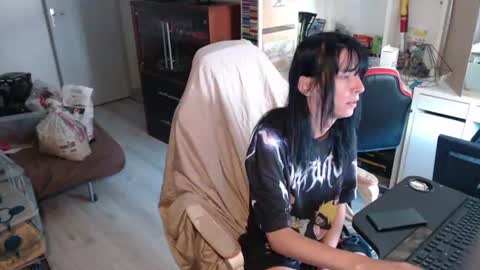 missthon online show from 06/24/26, 12:04