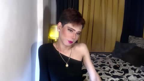 Snapshot of misstransstella69 chatting on 04/04/26, 07:22 Stella online show from 04/04/26, 07:22