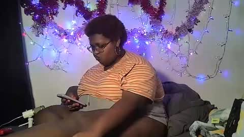 Misstrezzkristina online show from 01/12/25, 03:28