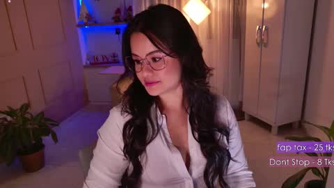 Valentina online show from 12/03/25, 03:14