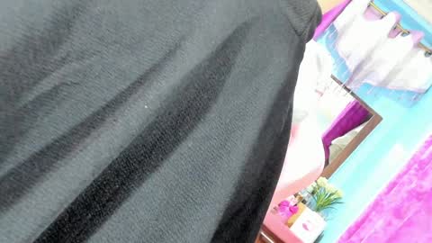 missvalentine18 online show from 12/06/24, 02:06