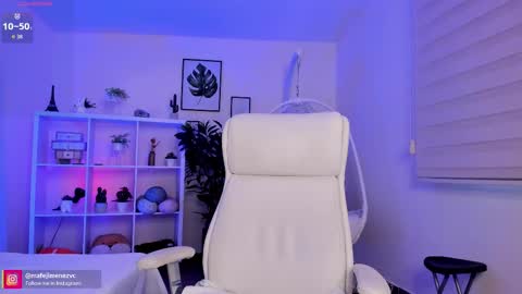 Mafe Jimenez online show from 10/22/25, 01:22