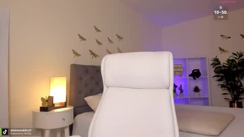 Snapshot of missvancouver_ chatting on 01/14/26, 12:55 Mafe Jimenez online show from 01/14/26, 12:55