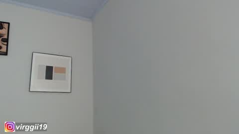 missvirggii online show from 11/28/25, 10:45