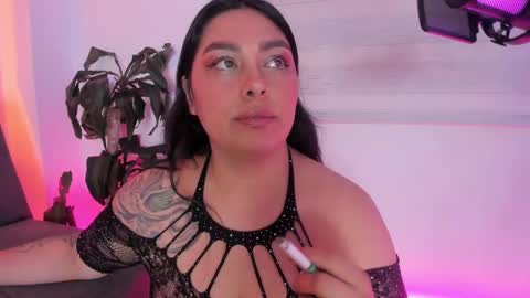 Pau OFmissweetpeach online show from 09/11/25, 02:22
