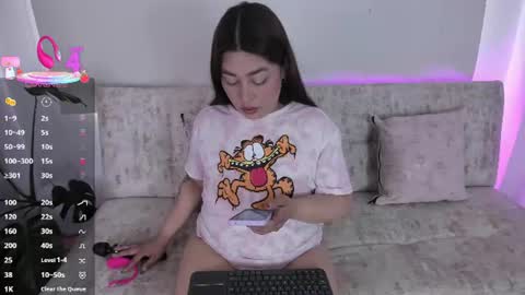 Pau OFmissweetpeach online show from 06/24/26, 08:19