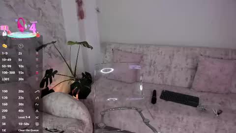 Pau OFmissweetpeach online show from 07/04/26, 12:17