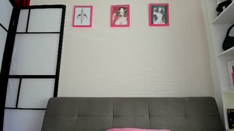 Pau OFmissweetpeach online show from 07/07/26, 05:17