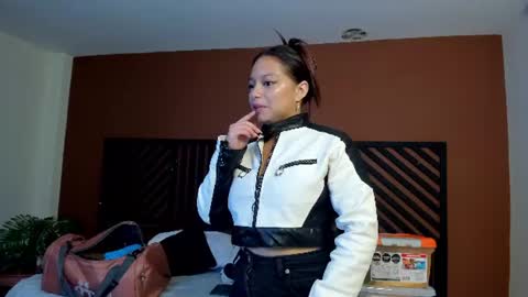 Miss online show from 06/11/26, 02:53