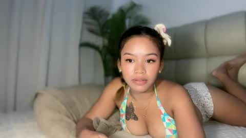 Snapshot of missyheart chatting on 07/06/26, 01:41 heart online show from 07/06/26, 01:41