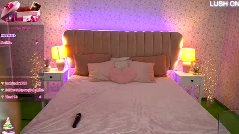  Amely  online show from 01/15/25, 02:35