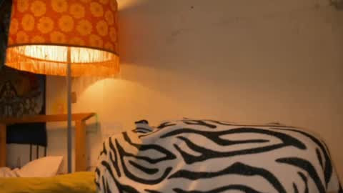 Zlata online show from 03/10/25, 06:59
