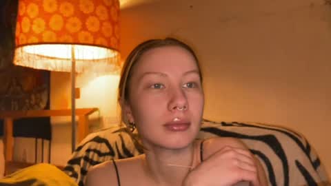 Zlata online show from 03/11/25, 03:34