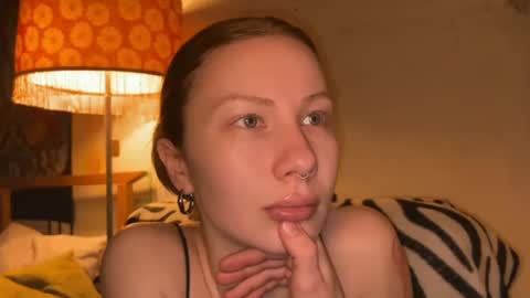 Zlata online show from 03/12/25, 05:46