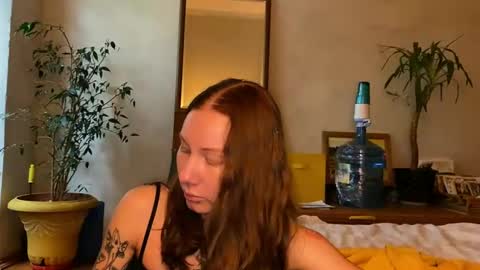 Snapshot of misszlataa chatting on 09/24/25, 10:29 Zlata online show from 09/24/25, 10:29