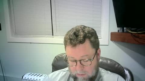 Mr. Happy online show from 02/01/25, 06:32