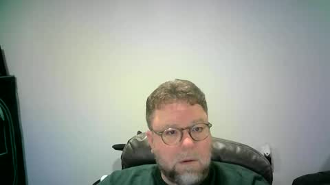 Snapshot of mister_happy567 chatting on 10/09/25, 05:16 Mr. Happy online show from 10/09/25, 05:16