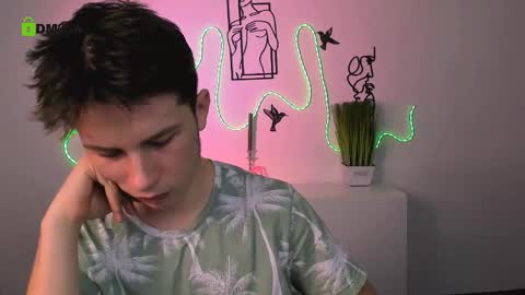 Snapshot of mister_vice chatting on 12/17/25, 07:20 mister_vice online show from 12/17/25, 07:20