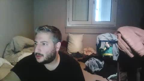 Snapshot of misterbelled chatting on 11/10/25, 02:16 misterbelled online show from 11/10/25, 02:16