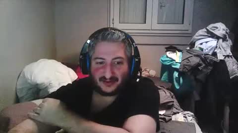 Snapshot of misterbelled chatting on 11/14/25, 12:53 misterbelled online show from 11/14/25, 12:53