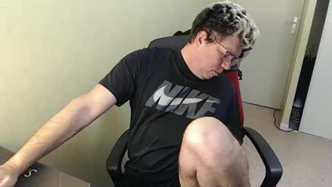 Snapshot of mistercoeur1 chatting on 01/09/25, 03:55 mistercoeur online show from 01/09/25, 03:55